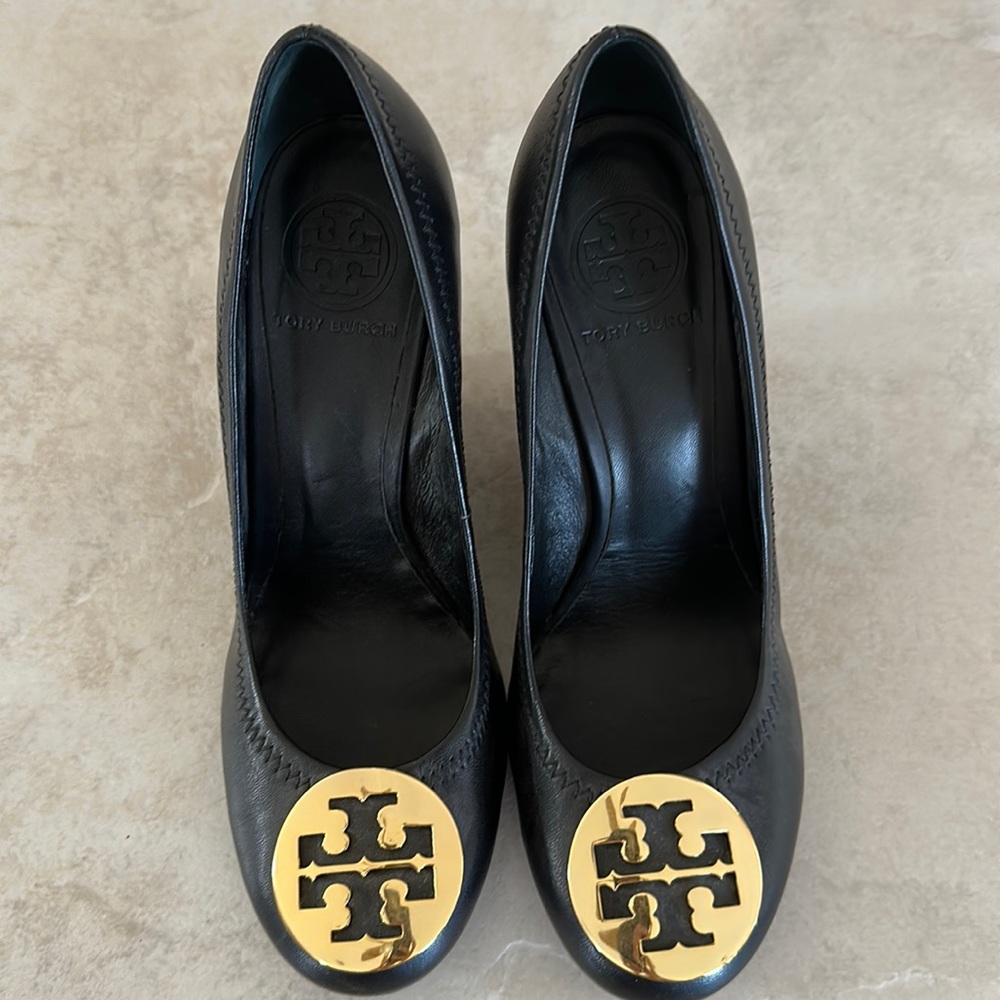Size 7.5 Tory Burch wedges